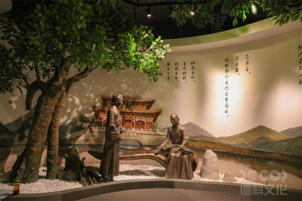 博物館裝修如何在展廳中創(chuàng)造出與展品歷史背景相符的環(huán)境和氛圍？