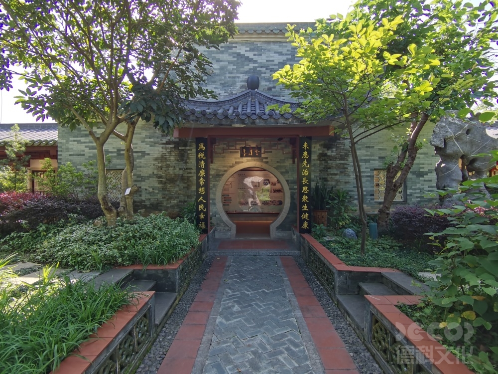農(nóng)業(yè)科普館設(shè)計如何引導觀眾了解農(nóng)村文化傳承和非遺保護的意義和推動力？
